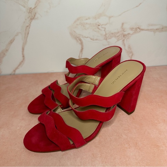 Ann Taylor Wavy Red Strap Heels Size 7.5 - Picture 3 of 5